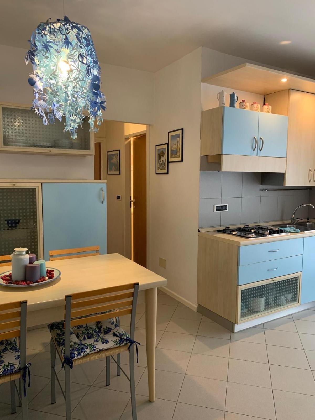 Gracious Apartment Located In The Heart Of Lignano Lignano Sabbiadoro Exterior photo