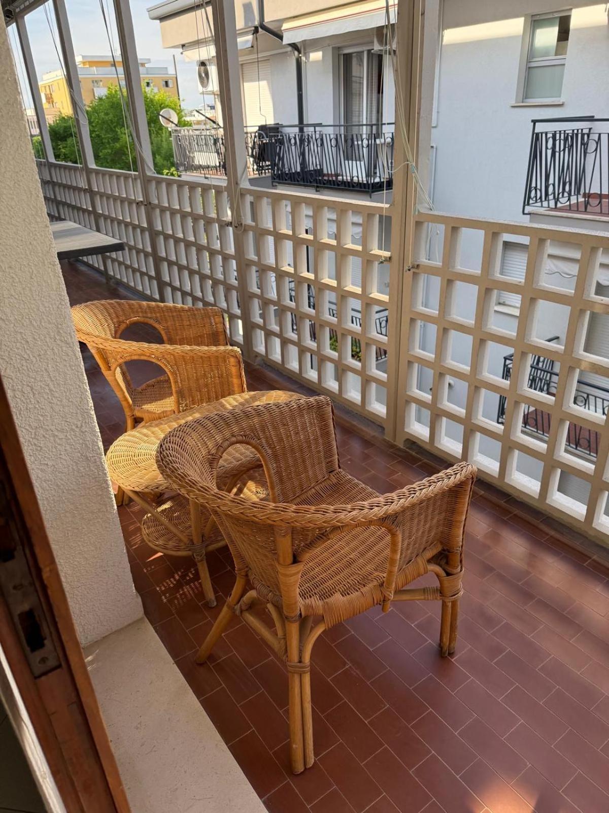 Gracious Apartment Located In The Heart Of Lignano Lignano Sabbiadoro Exterior photo